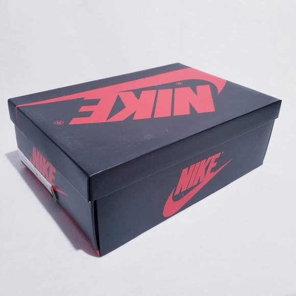 Size 8.5 (10w) - Jordan 1 Retro High OG University Blue UNC - New DS - Picture 12 of 12